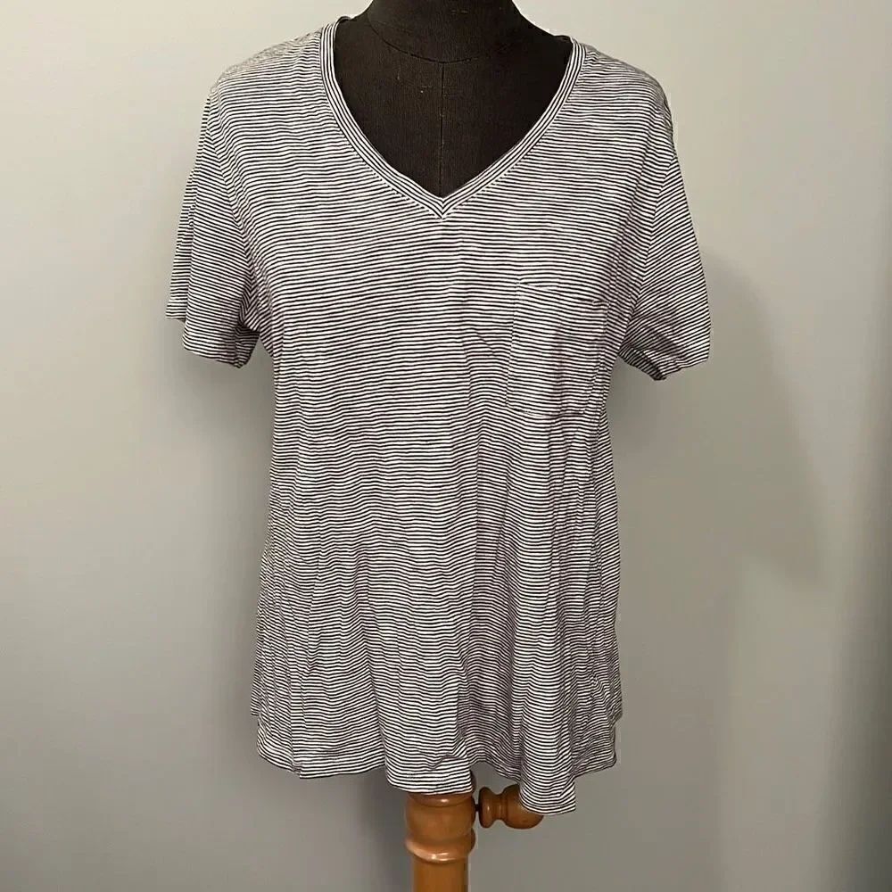 Women's Classic Stripped Short Sleeve Tee NWOT